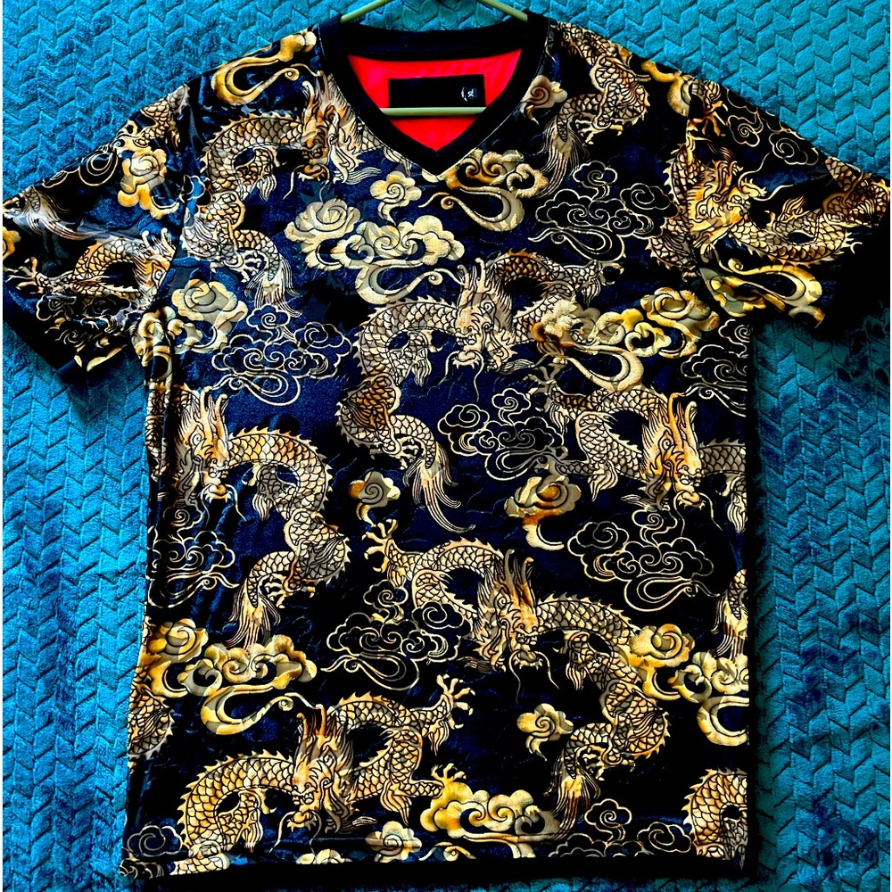 Golden Dragon Men’s XL T-shirt.